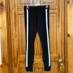 Like new Victoria’s Secret PINK sz small yoga pants